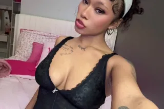 AVAILABLE 24/7🩷 Discreet Fun😉 ... - Image 1