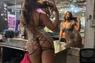 Early bird catches the worm! 🪱... - Image 4