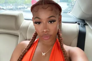 Early bird catches the worm! 🪱... - Image 1