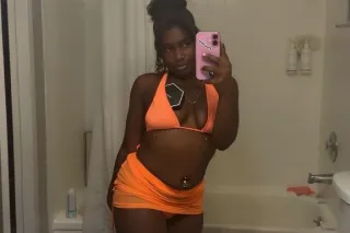 PIERCED KITTY &amp; NIPPLES 💋💦... - Image 2