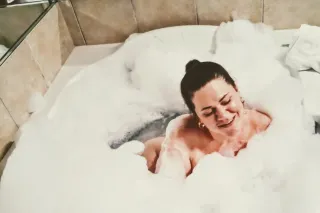 PCB Kings 💋 Beach front room 💋 cum watch these waves with me 🌊 excited to see what generous 👑 king awaits 🥰 Google me verification mandatory! ✅ drives under 30 minutes no deposit ♥ - Image 9