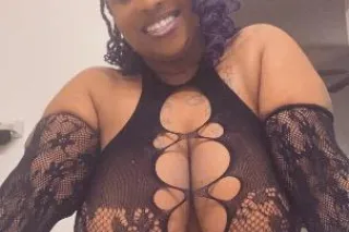 🛑Early Bird Specials🛑🏆Certified 🧠 Dr Mz. Melody Bustie Cutie on Duty - Image 11