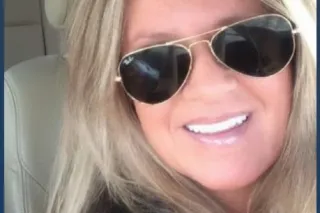 😹😻😻FUCK TRUCK 🚛 BROKE DOWN, NE... - Image 1