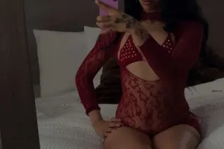 Available NOW! Fun Size Kream ... - Image 1