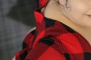 LET ME SQUIRT ON UR DICK WHILE... - Image 1