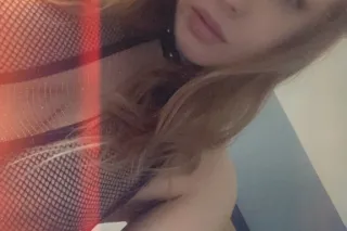 woke up so horny 💦🐱i need a daddy to cum fill me up🙏 - Image 3