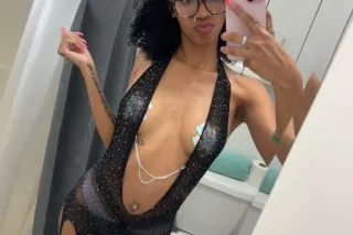 I OFFER MEET UPS &amp; FT SHOW... - Image 1