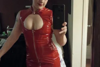 Hey babes Zoe here in Merrillville for a bit. Horny wet and waiting for you daddy - Image 6