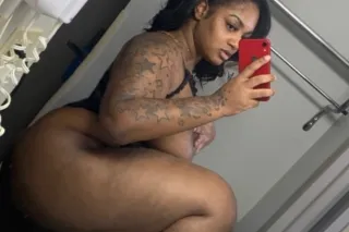 AVAILABLE FOR YOU🥰 CUM TAKE A ... - Image 1