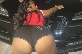 Squirt Queen - Image 6