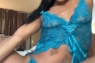 ℋ𝒶𝓅𝓅𝓎 ℋℴ𝓁𝒾𝒹𝒶𝓎𝓈 🎁 𝒯𝓇ℯ𝒶𝓉 𝒴ℴ𝓊𝓇𝓈ℯ𝓁... - Image 4