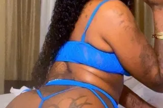 🍑💦100% REAL Big Booty Ebony FR... - Image 3