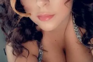 Sexy Selena 💕Highly Reviewed & favored❤😉Come See Me ❤43DDDs HuGe BooBies 😍😍😍 GFE Friendly 😩💦❤ - Image 8