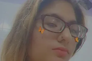 A sexy latina full of mystery ... - Image 3