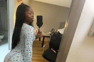 ❄🍫THE COLDEST CHOCOLATE PYT🍫❄ ... - Image 2