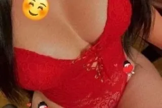 🥵her Colombian girl is back av... - Image 1