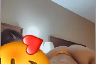 .BEST PUSSY IN TOWN....YES IM ... - Image 1