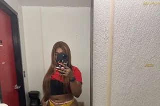 Moist Cake cum get a TASTE👅 🧁Miss Xo 🦋Glitter ✨ Ready To Suck 🍭and Ride🎠 - Image 6