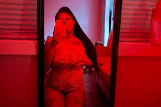 Sexy head doctor providing a g... - Image 2