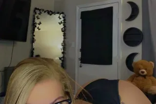 💯% real - 28 - Image 1