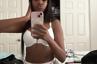 Delightful Beauty 💕💋 - Image 5