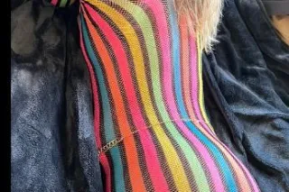 Deals on custom content today ... - Image 4