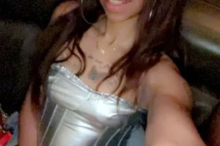 Outcall Specials ALL DAY ! Would you like to relax in all the right ways with an upscale , sexy , young &amp; fun provider Come take a trip to Paradise with lovely Paradise 💜 - Image 1