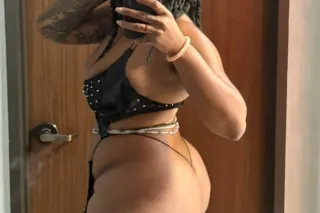 5⭐Bombshell💦Very Exotic, Very Thickk🍑AVAILABLE NOW‼ - Image 1