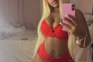 funsize barbie ✨💗 - 23 - Image 1