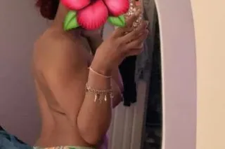 hey babe , im avalible come se... - Image 1