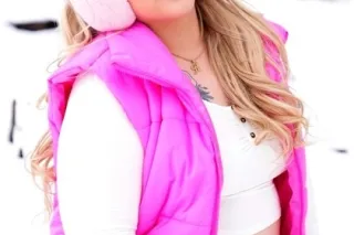 Bombshell in TURLOCK 🩷🌸(Highly... - Image 1