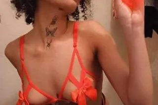 Dont you wanna fuck this new petite kitten/ New to the area wanna be your cum slut🥵 - Image 6