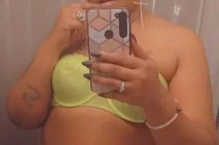 💗👑 I am available to fulfill y... - Image 1