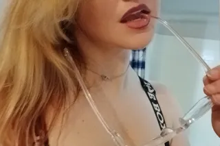 Outcall Outcall Outcall - Image 6