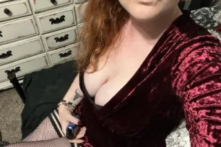 ✨️ A Handful of Daisy ✨ - 31 - Image 1