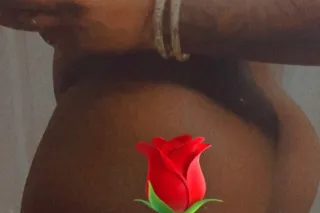 Incalls 💋Sexy Chocolate Tight Gripping Gushy Pussy💦😊Let me Drain You Dada👅 - Image 5