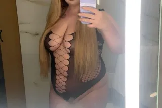 Enchanting provider 💞sweet bus... - Image 4