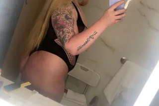 Enchanting provider 💞sweet busty blonde bombshell 🥰 NEW TO CALI &amp; town 💞💞facetime/googlemeets is a must 🙌🏻SPECIAL RATES ASK ME 🍒🍒 Incall /outcall 🍒🍒 - Image 5