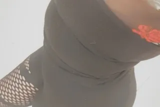 🌸 Updated Availability – Book Your Body Rub - Image 1