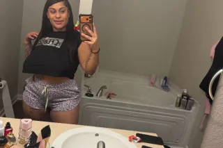 SANTAS BABY 🫦💋 - Image 11