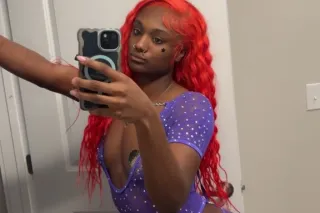 Sexy Red Babe 💋💋🌶 - 22 - Image 1