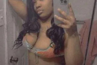 Busty Pink Pussy - 25 - Image 3