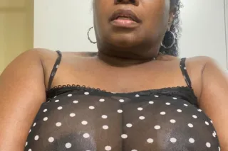 🌸🌸I'm (ONLY) 4'11"🌸🌸 ➡(RATES ARE FOR MY TIME (ONLY)⬅ 💢$40 QV AND $60 QV FULL SERVICE➡💢💢INCALLS @ A HOTEL, C🚘R CALL💢💢⬅ - Image 5