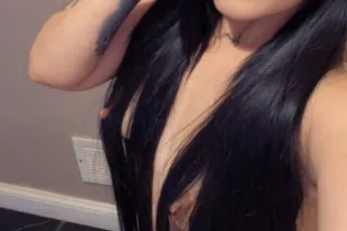 sofia - 24 - Image 2