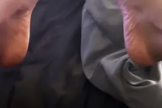 I am available, come and meet ... - Image 2