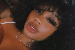 ME SO HORNY🤤😵‍💫catch me while ... - Image 1