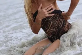 Mature, 💋Sexy, Blonde 👅Playful... - Image 2