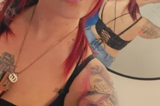 Soft Plumped Lips. Tight Fat Kitty. Im Back, with the taste of lust down my throat. 😘 - Image 9