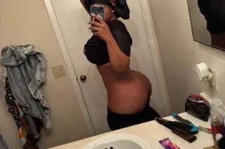 Kim🌹💙 - 22 - Image 2