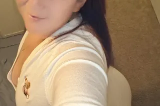 🌼Daisy 💦Mojada y Apretada🙀bien... - Image 1